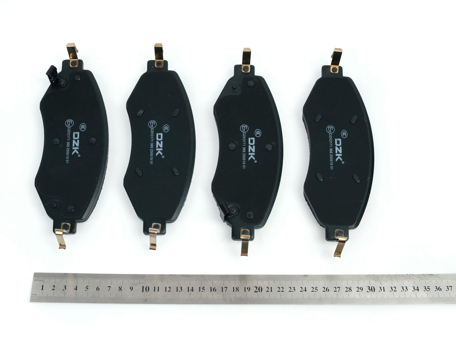 Передние тормозные колодки DZK для HAVAL H9 GEN 2 2017-2024 2.0 AT8 218 AWD