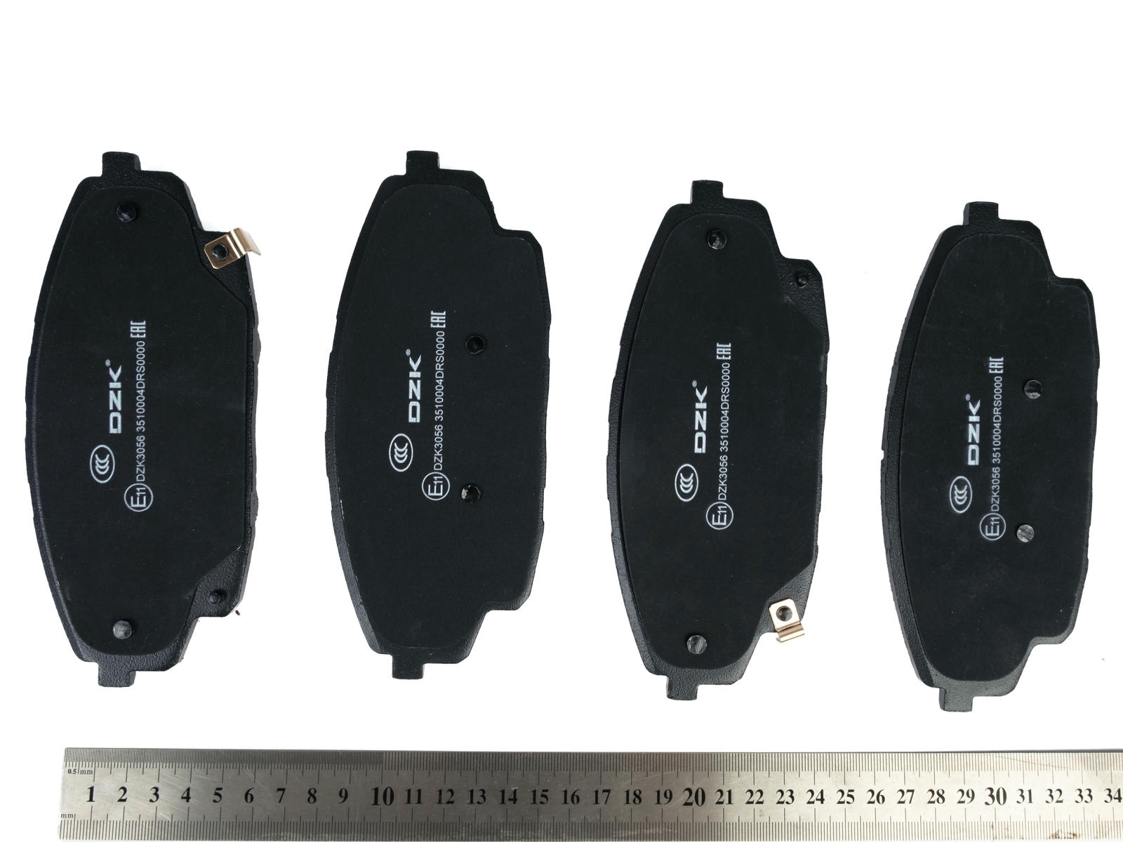 Передние тормозные колодки DZK для GAC GS8 GEN 2 2021 - н.в. 2.0 AT8 231 AWD (2)