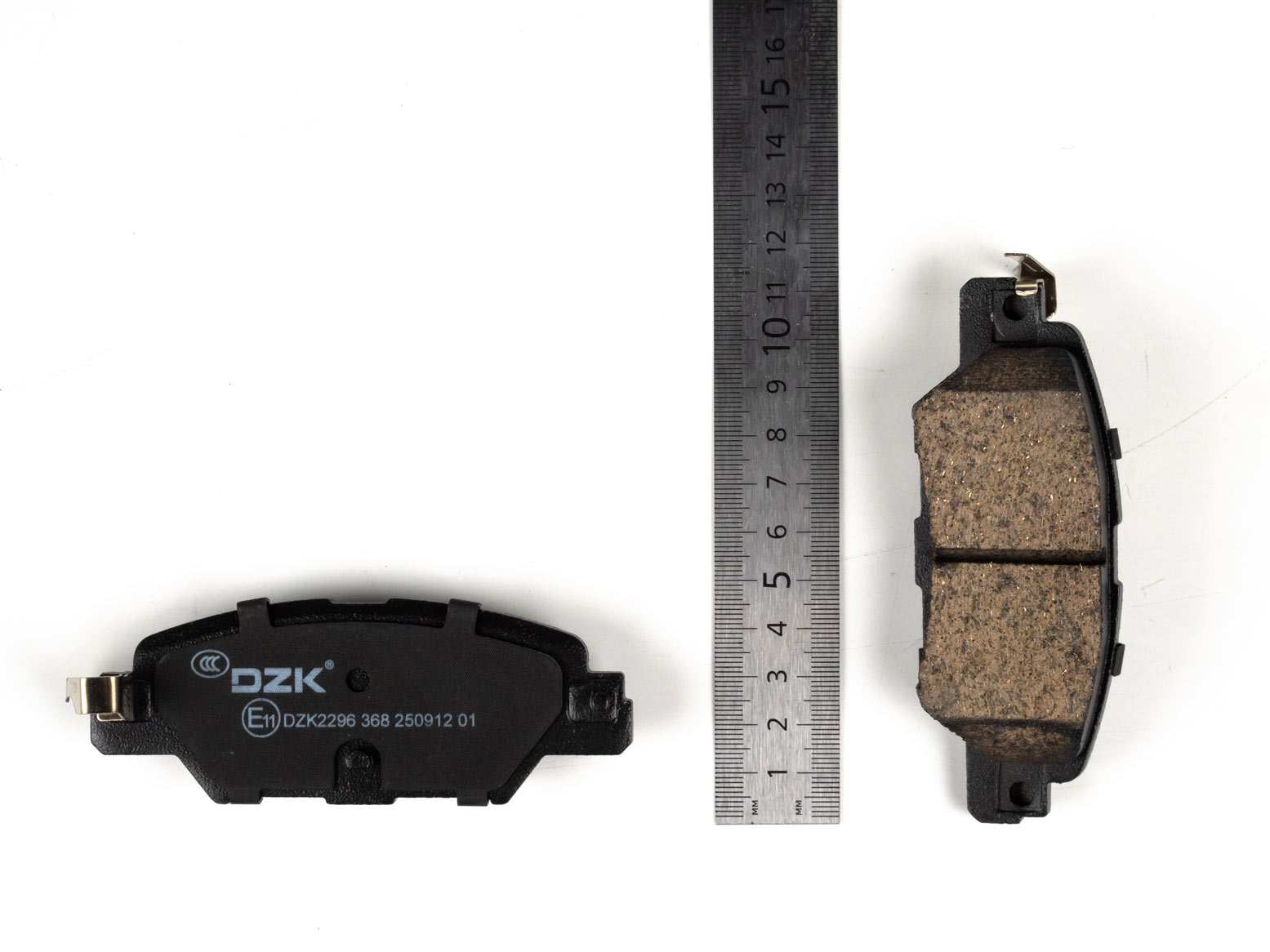 Задние тормозные колодки DZK для Mazda CX-5 GEN 2 2016 - 2026 2.0