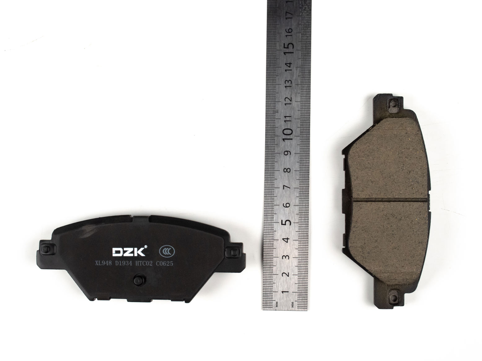 Задние тормозные колодки DZK для Mazda CX-5 GEN 2 2016 - 2026 2.5