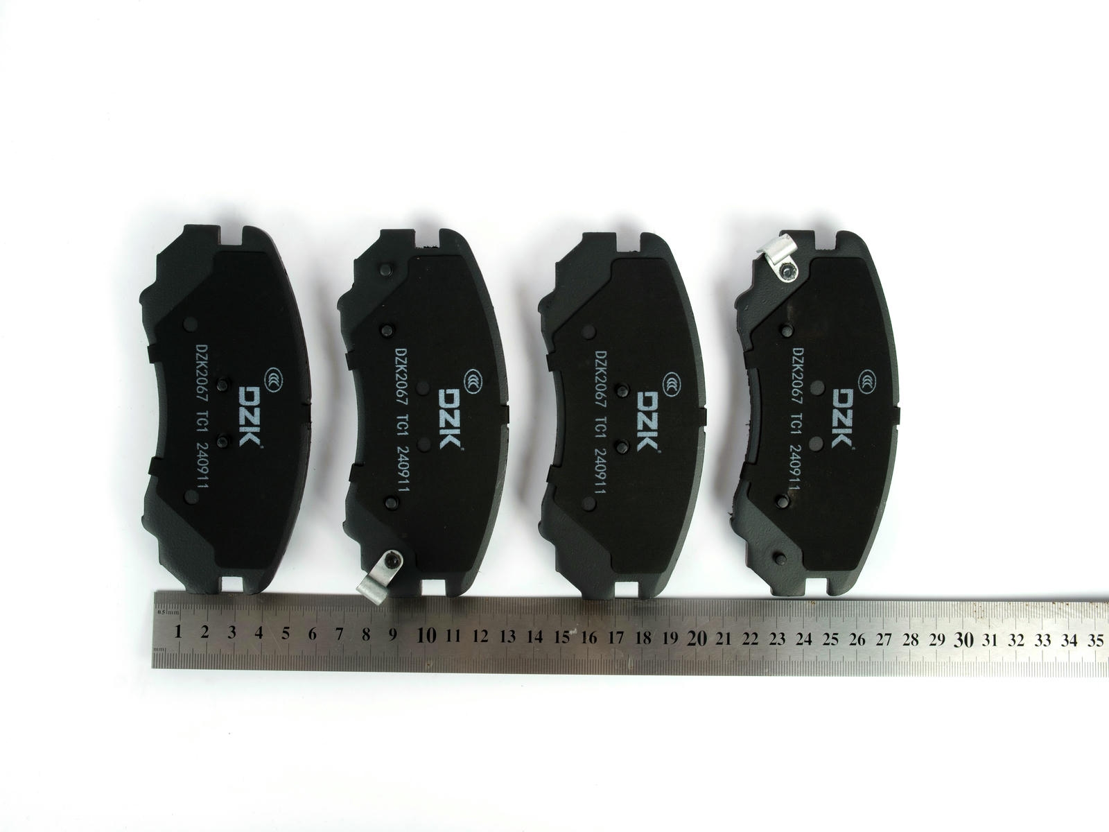 Передние тормозные колодки DZK для CHERY TIGGO 7 PRO MAX