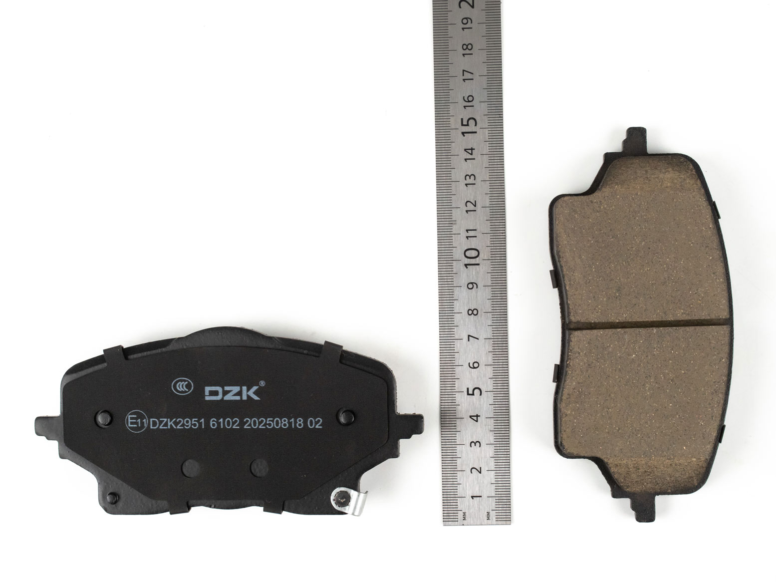 Передние тормозные колодки DZK для GELLY ATLAS II GEN 2 2023-2025 2.0